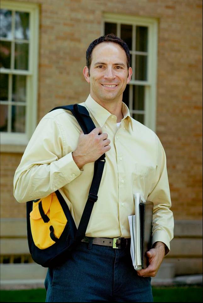 This image of an adult college student represents the increasing trend of more adults older than 25 enrolling in colleges and universities.